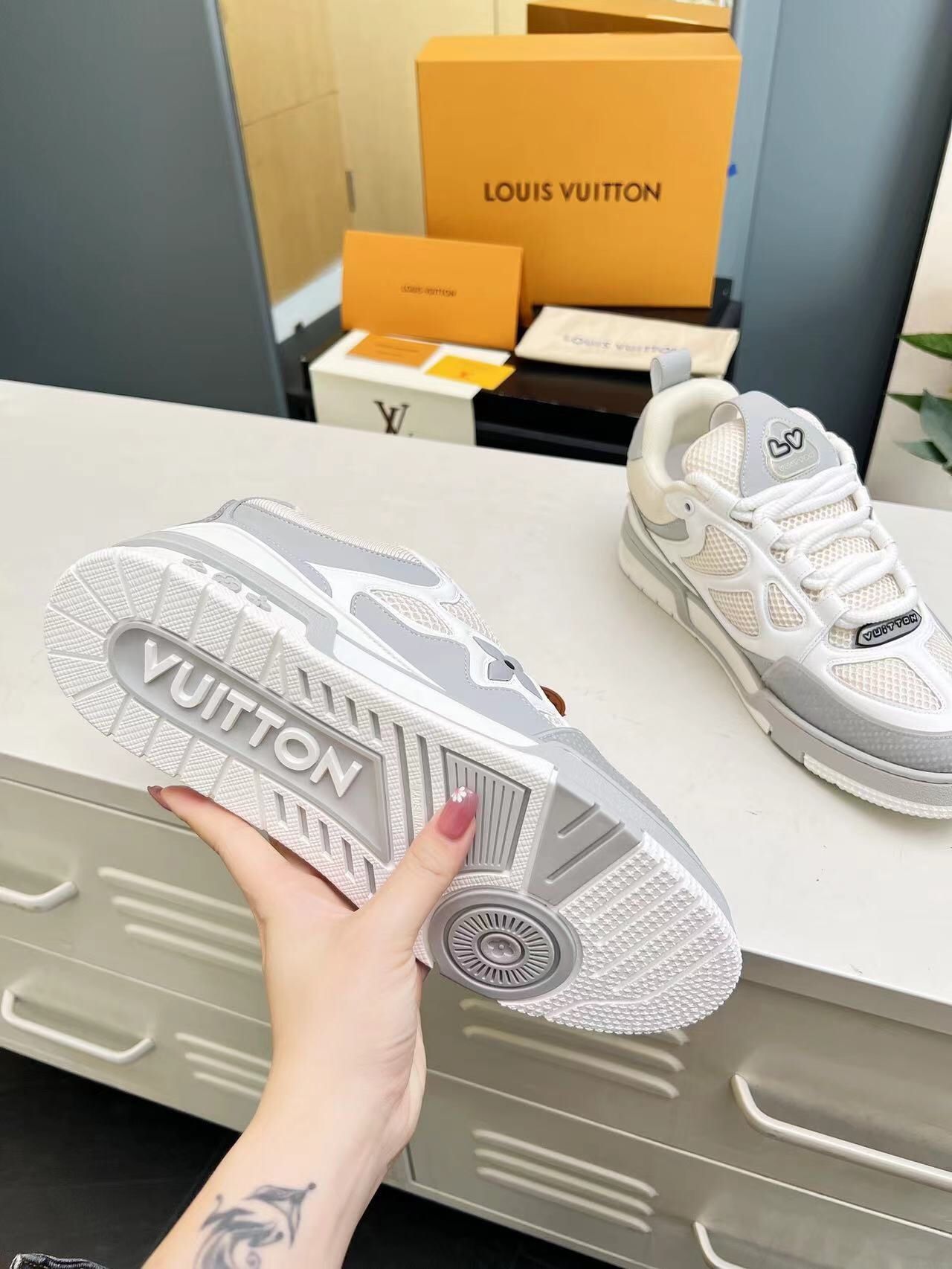 Supplier Premium Haine/Adidasi/Accesorii